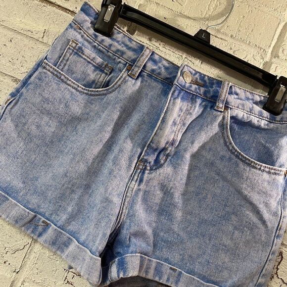 Pacsun Mom Jean Short Light Wash 27 - Picture 1 of 13
